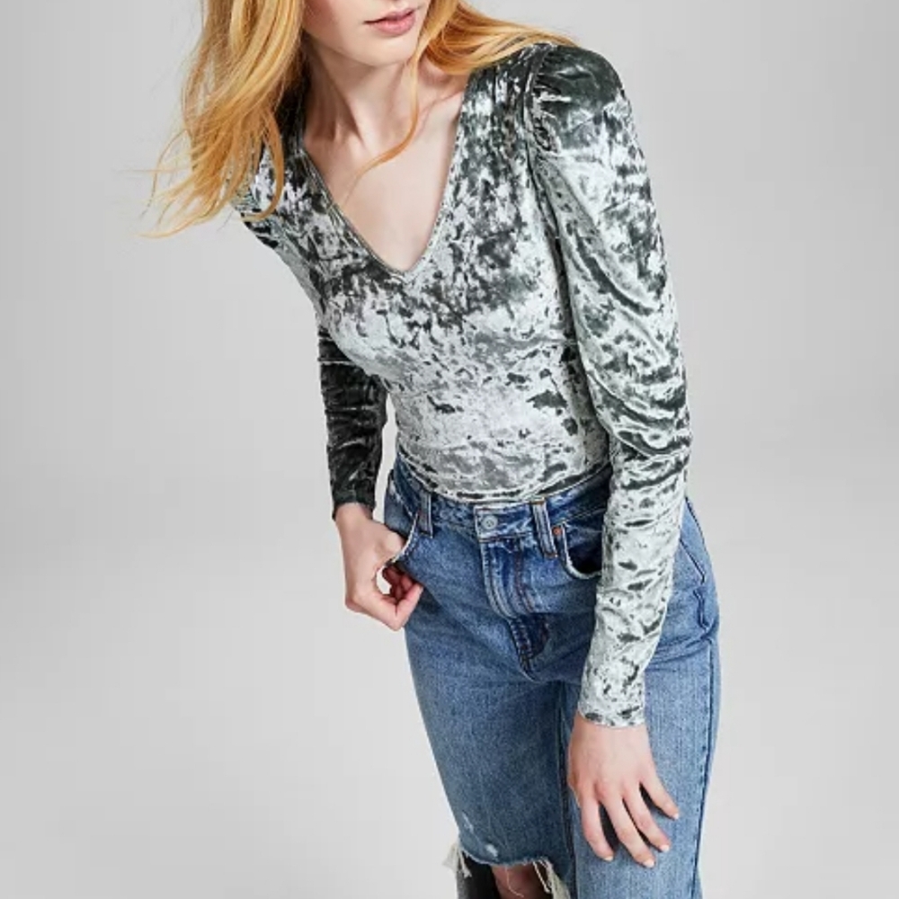 NWOT Womens Puff-Shoulder Crushed V-Neck Velvet Bodysuit SAGE XS